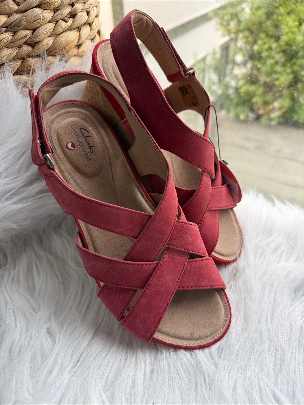 Clarks Un Capri Step Platform Crisscross Wedge Sandal 8 1/2 - Picture 8 of 9